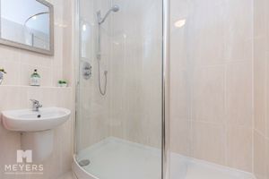 Photo 19- click for photo gallery